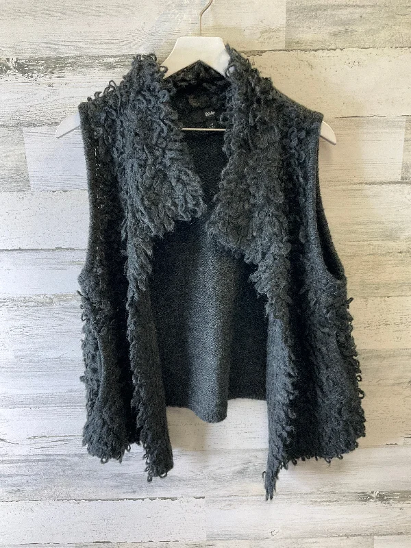 Vest Sweater By Mossimo In Black, Size: L