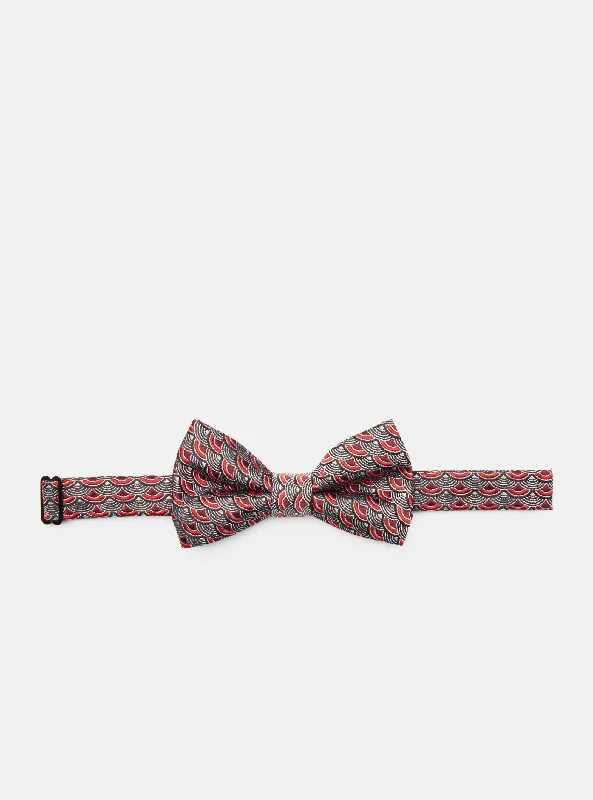 Retro shell bow tie