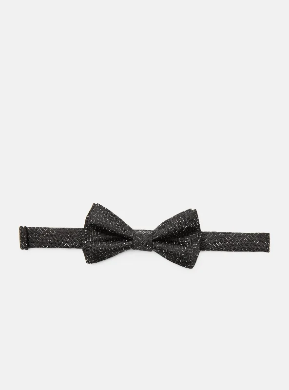 Rectangular mosaic bow tie