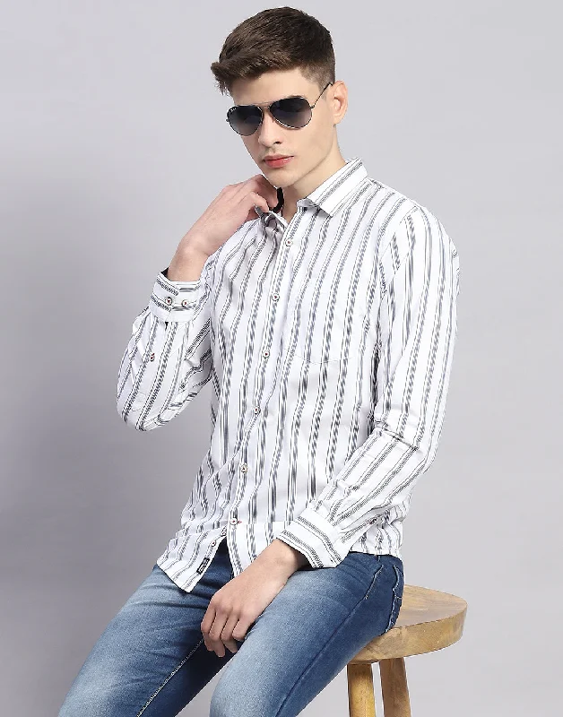 Men White Stripe Collar Full Sleeve Shirt